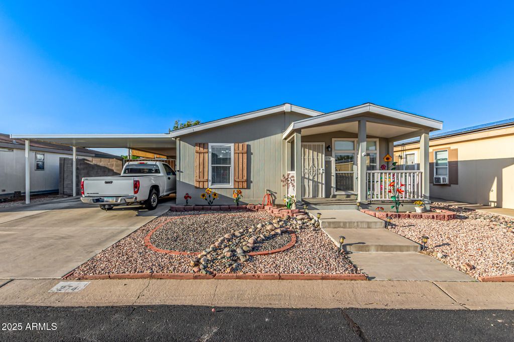 Photo of 8601 N 103rd Avenue #274, Peoria, AZ 85345 (MLS # 6925856)