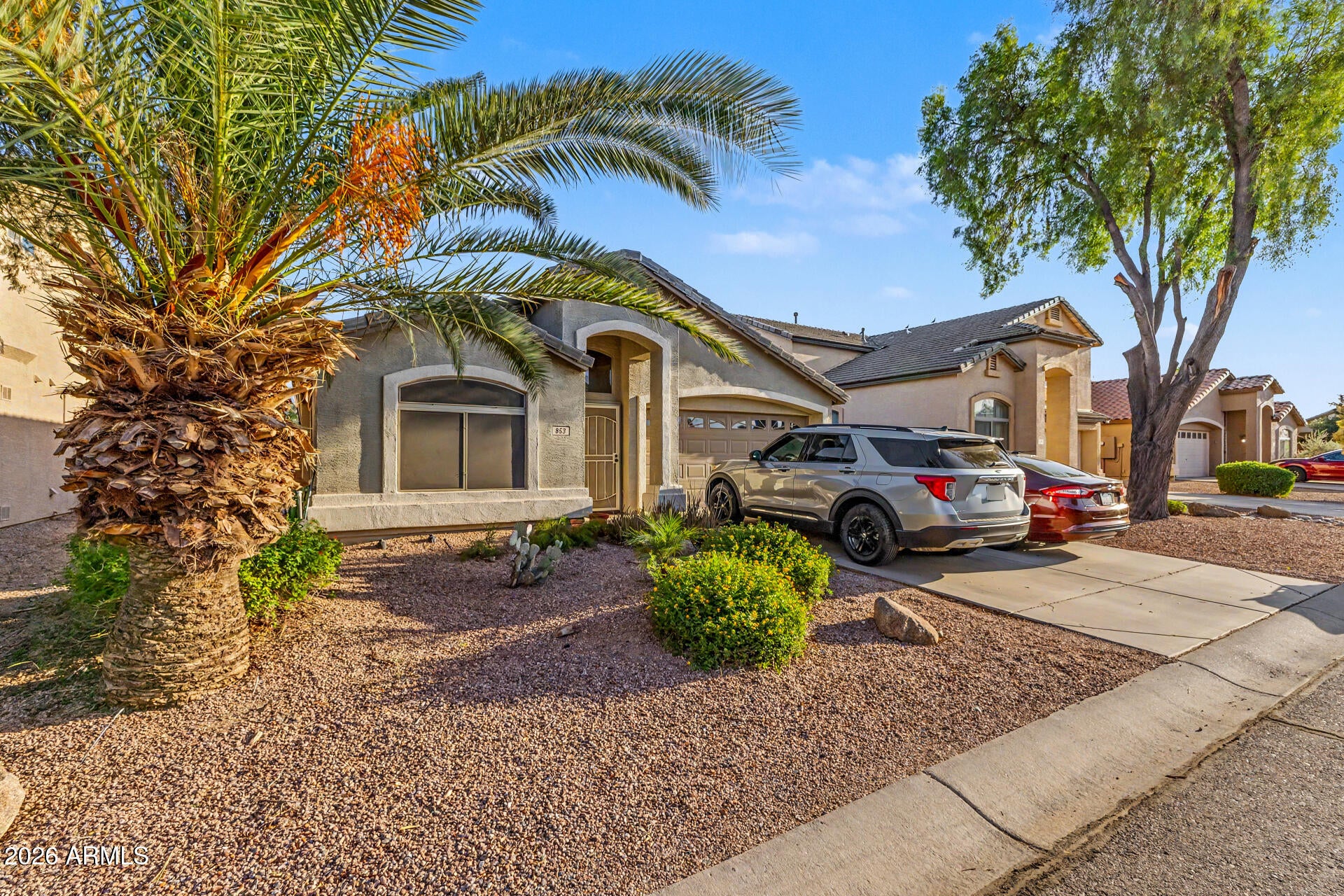 853 E MOUNTAIN VIEW Road