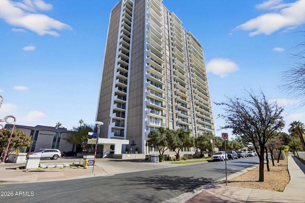 Photo of 2323 N Central Avenue #603, Phoenix, AZ 85004 (MLS # 6993303)
