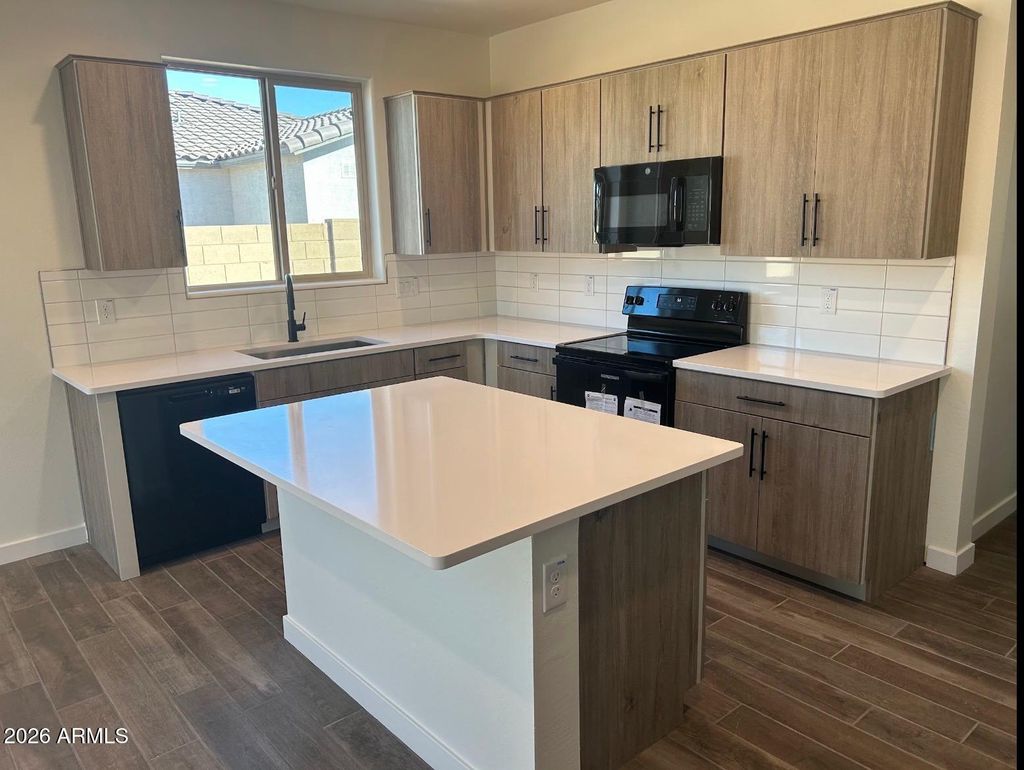 Photo of 1626 E Evelyn Street, Casa Grande, AZ 85122 (MLS # 7004975)