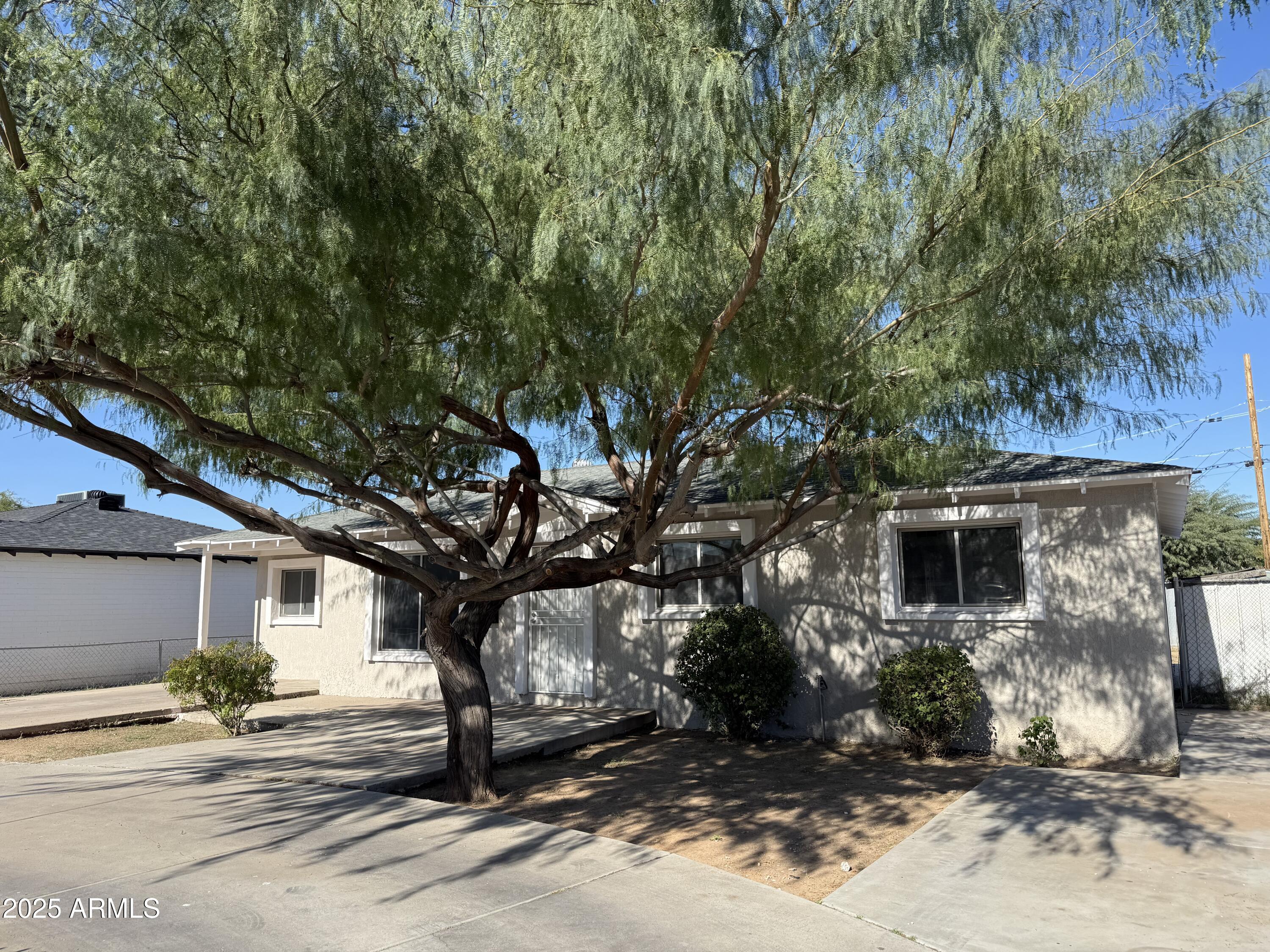 4720 W MONTEROSA Street