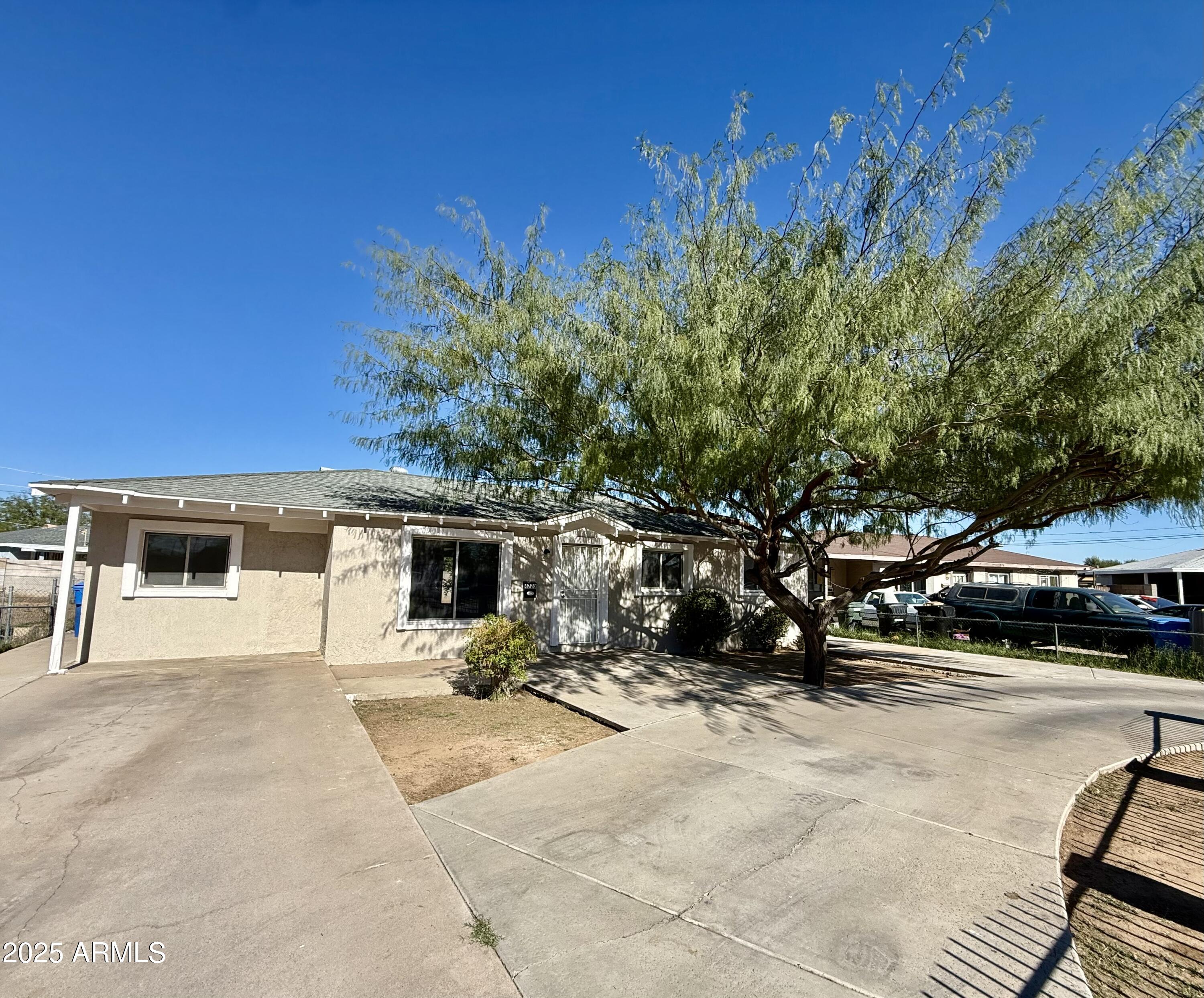 4720 W MONTEROSA Street