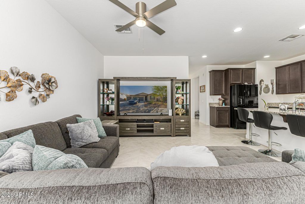 Photo of 735 W Racine Drive, Casa Grande, AZ 85122 (MLS # 6997335)