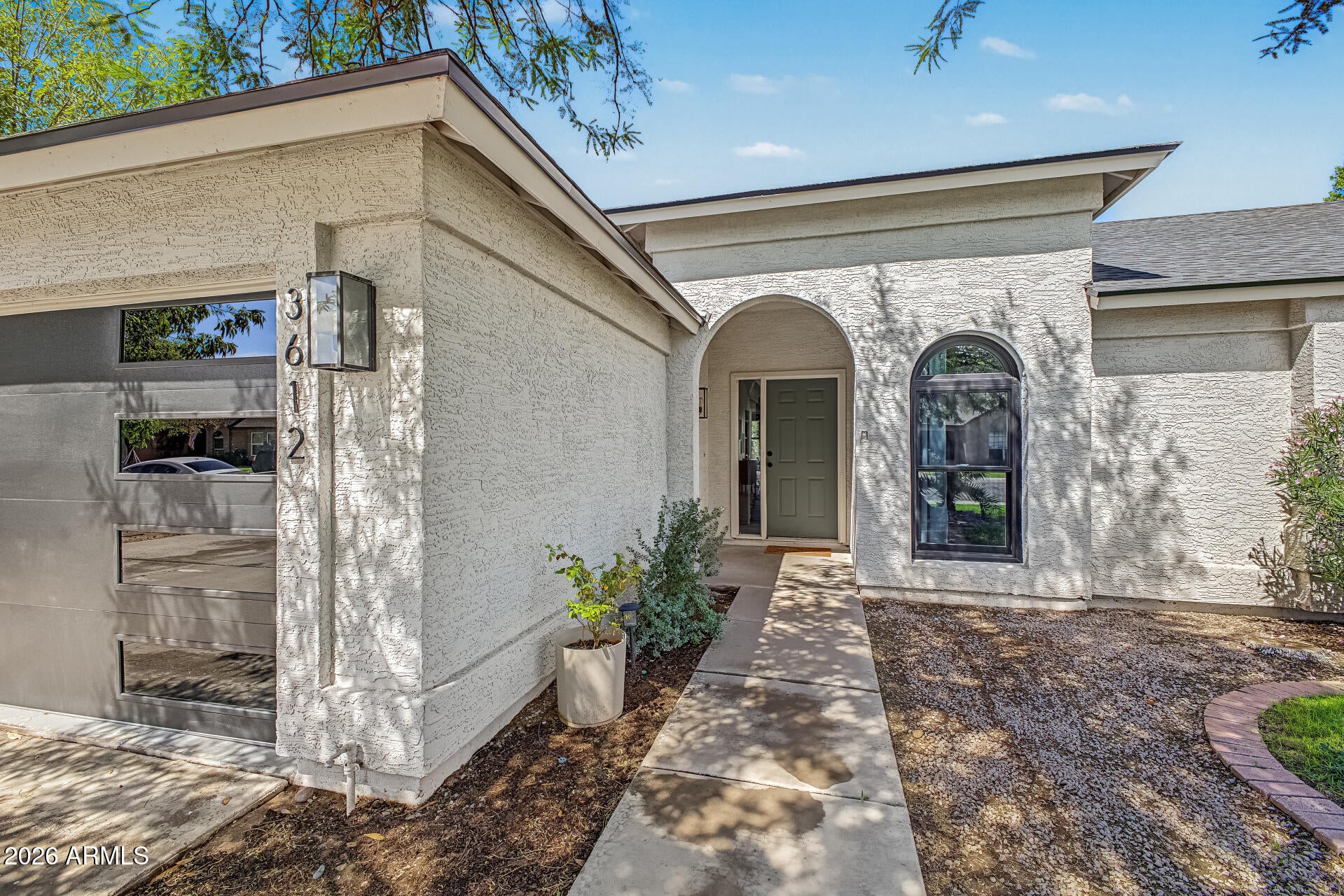 3612 W SARAGOSA Street