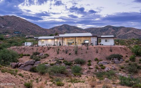 A home in Cave Creek