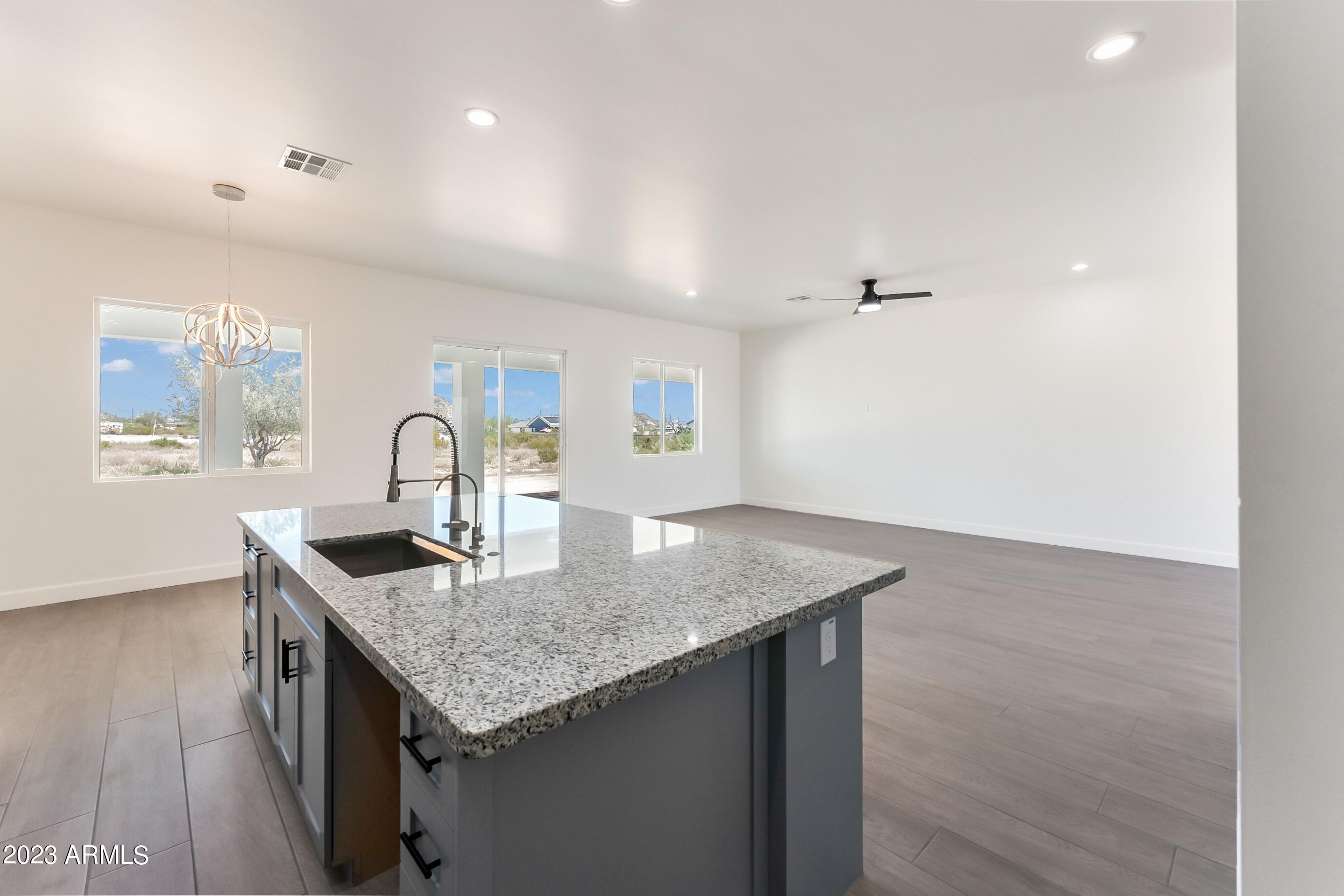 3368 W JUDD Road