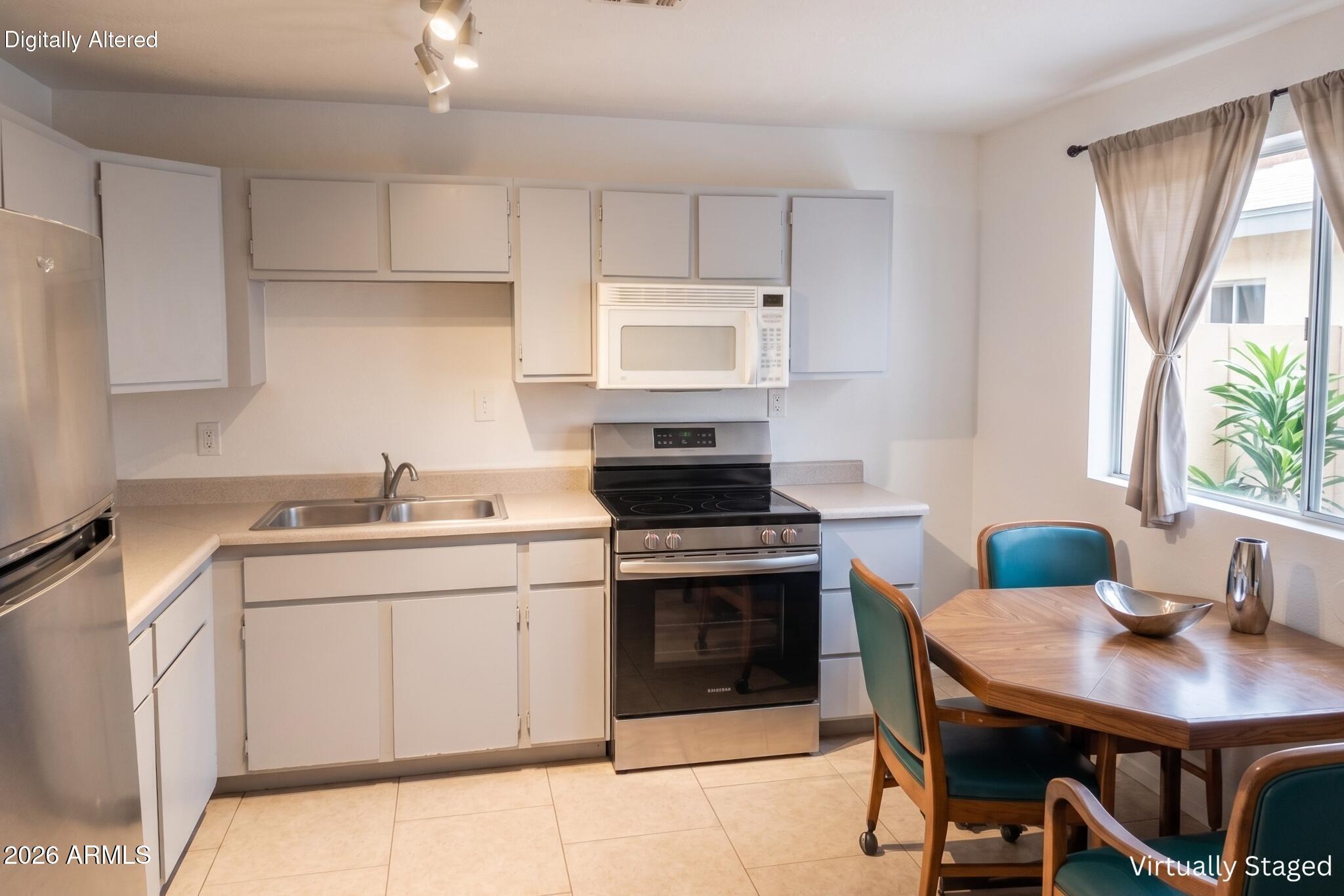 1702 W Shangri La -- Apt 1