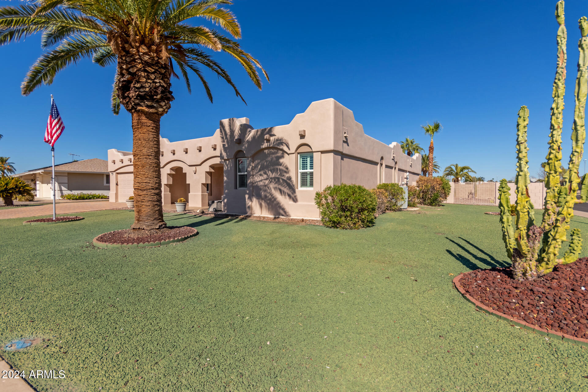 9518 W HIDDEN VALLEY Circle