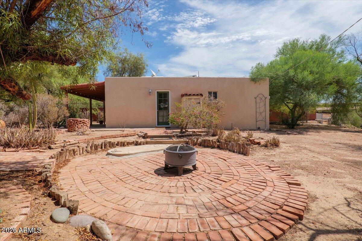 5702 E Camelback Road SAGUARO