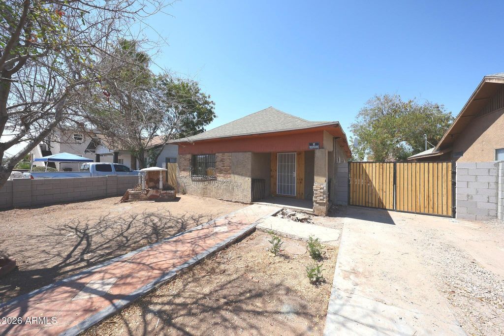 Photo of 1306 W Polk Street, Phoenix, AZ 85007 (MLS # 7028849)