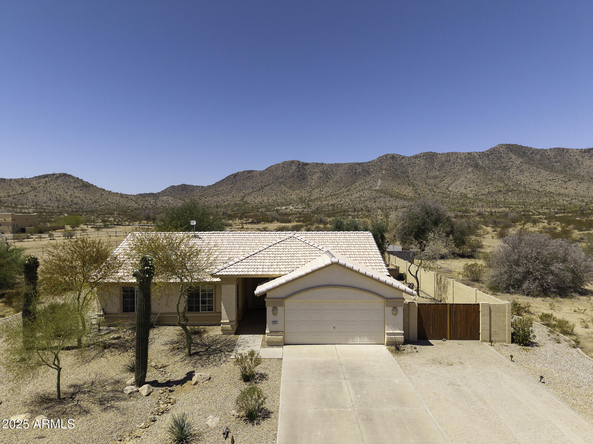 2503 S LAMB Road