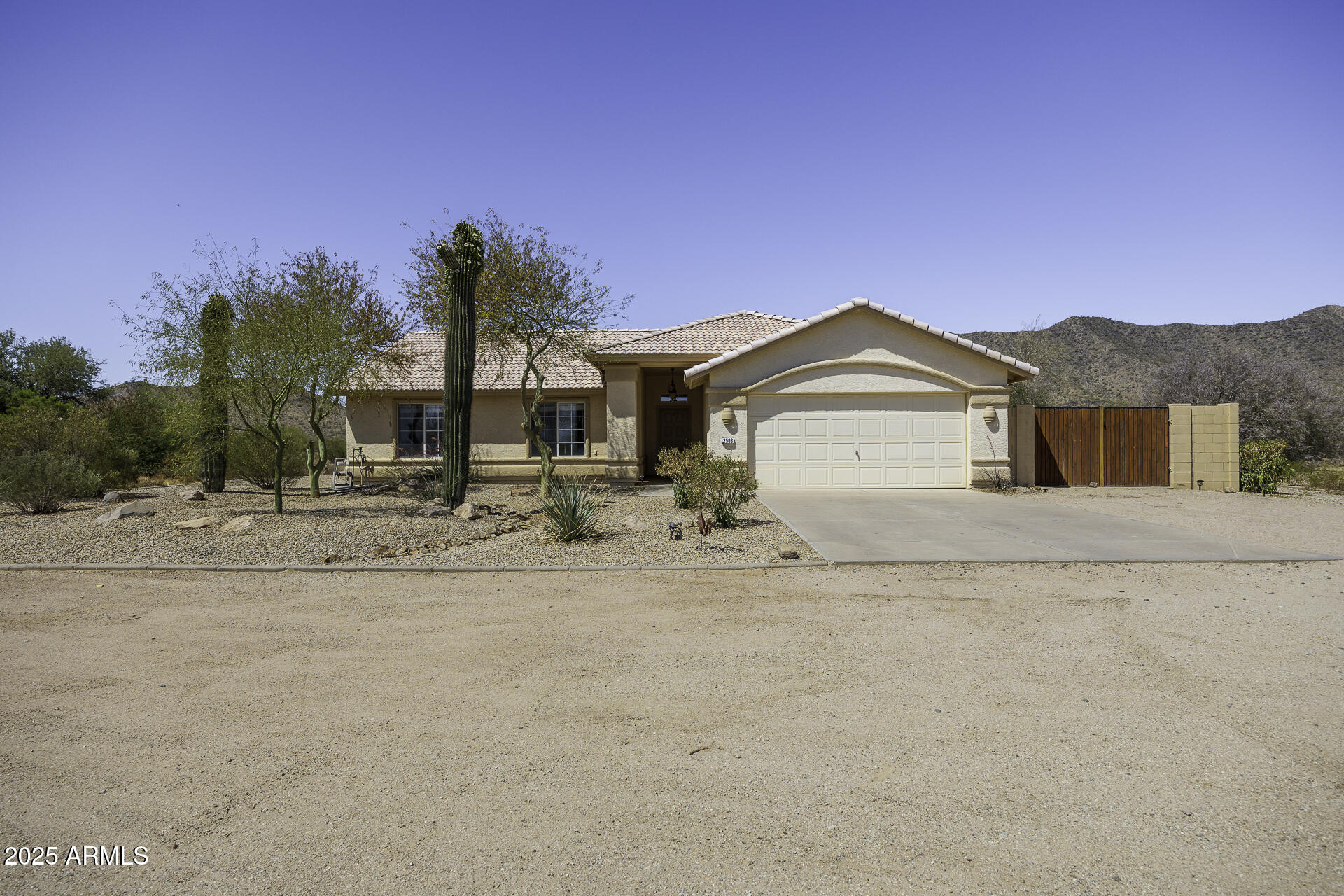 2503 S LAMB Road
