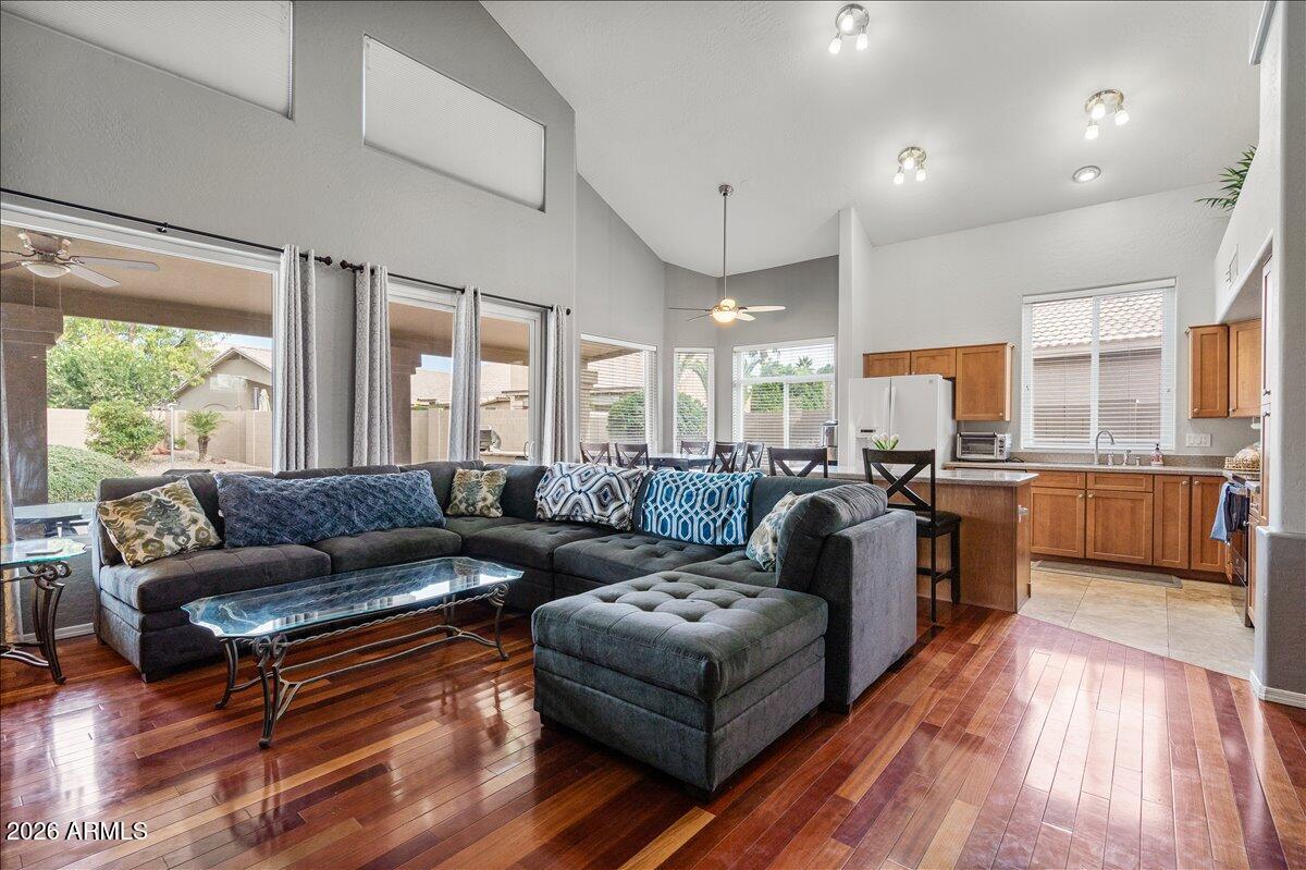 5142 W HARRISON Street