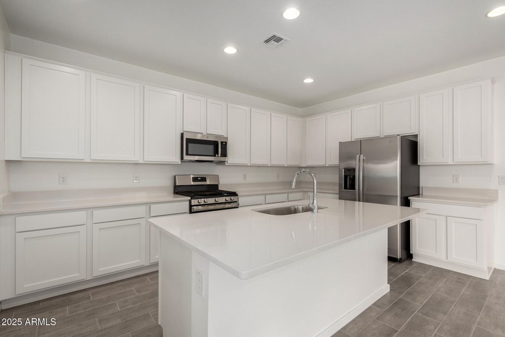 Photo of 12370 W Marguerite Avenue, Avondale, AZ 85323 (MLS # 6965473)