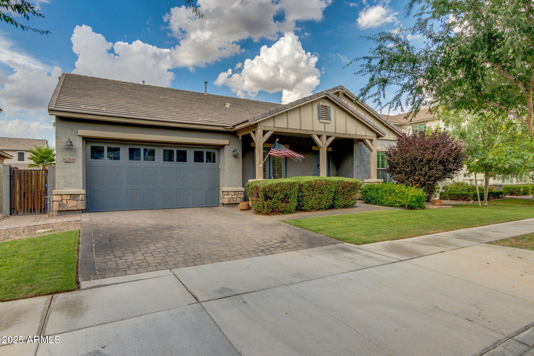 4268 E COMSTOCK Drive