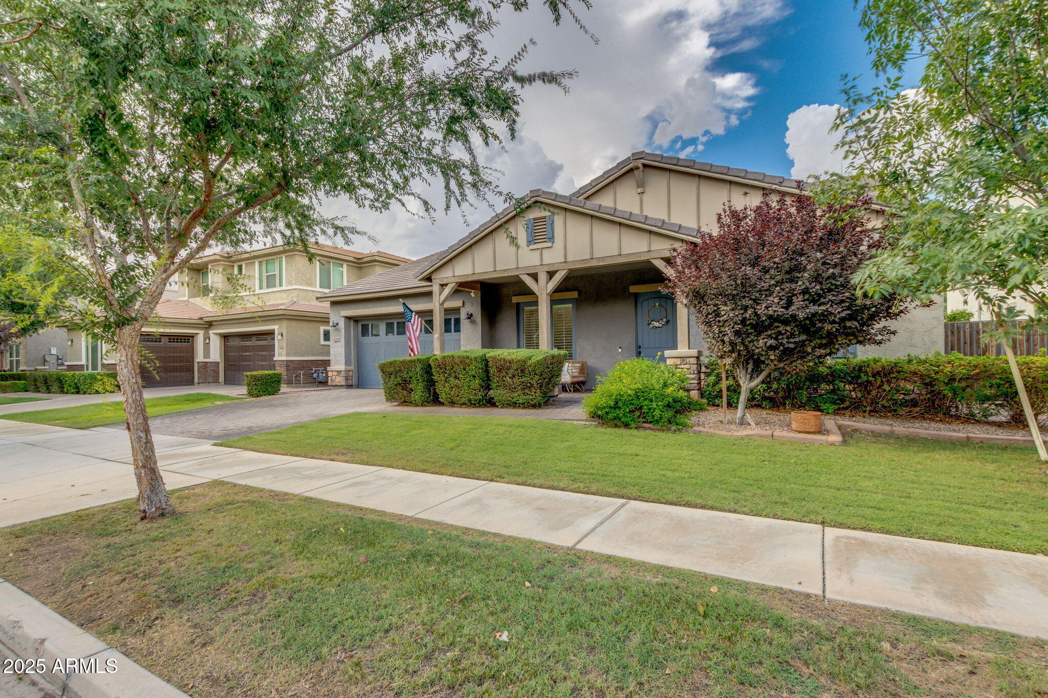 4268 E COMSTOCK Drive