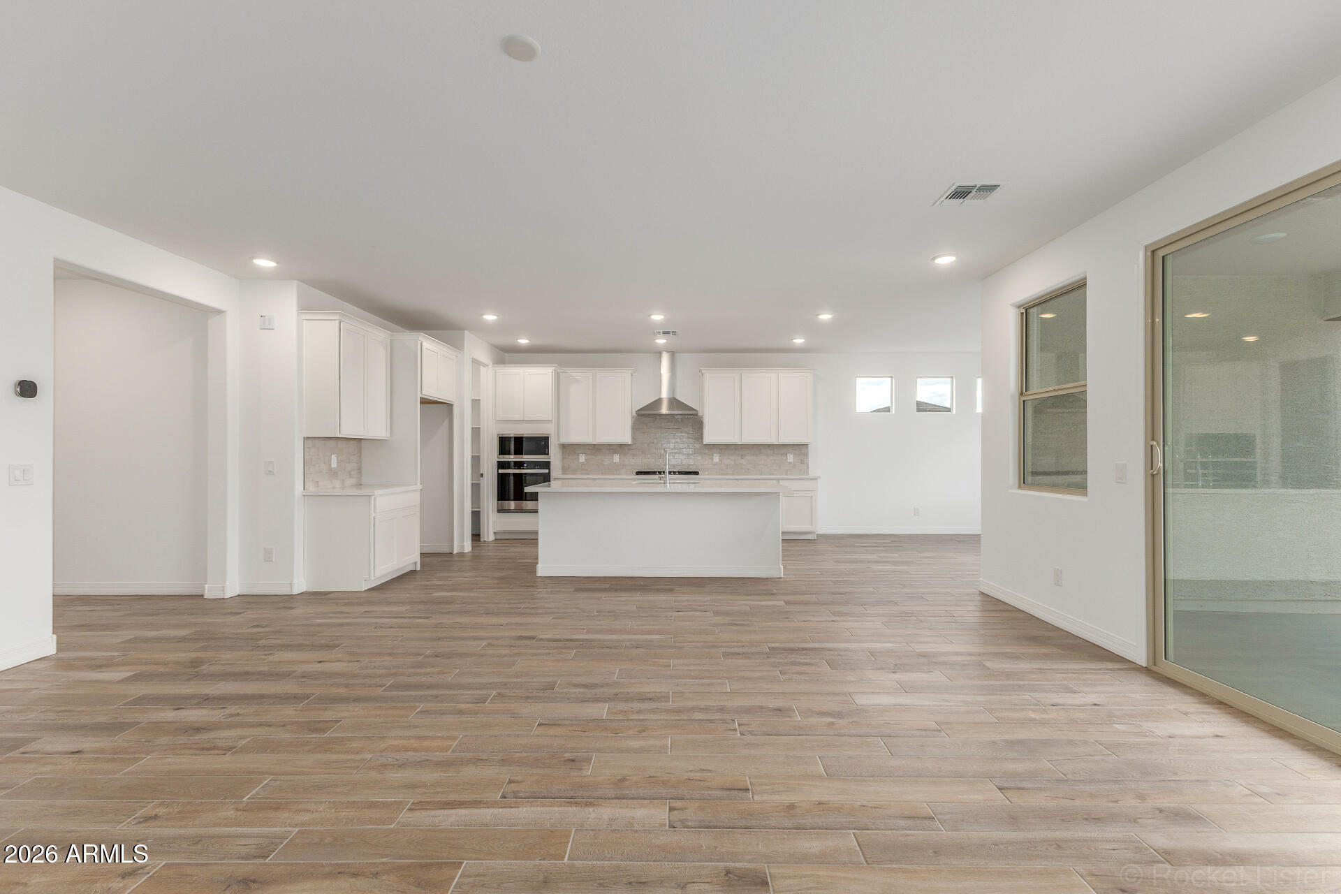 17458 W SAGUARO VISTA Drive