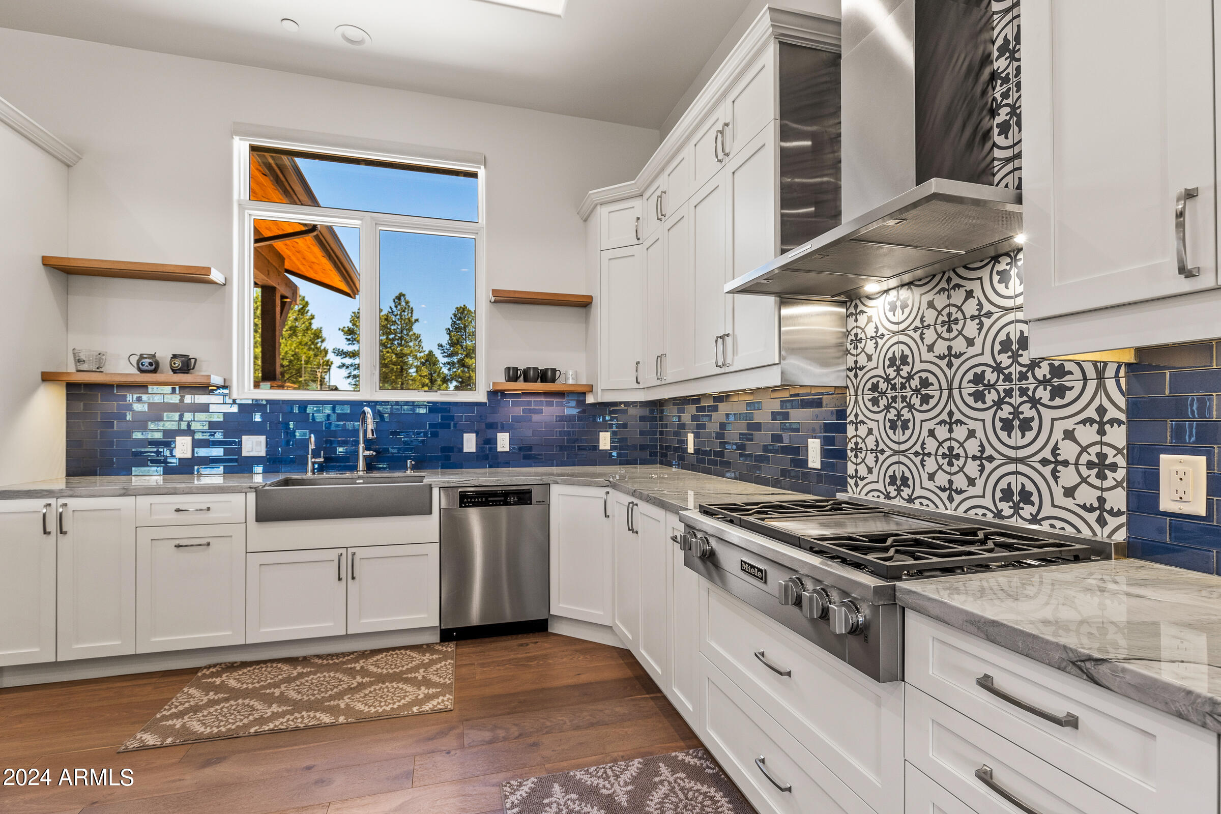 Pine Canyon - Residential