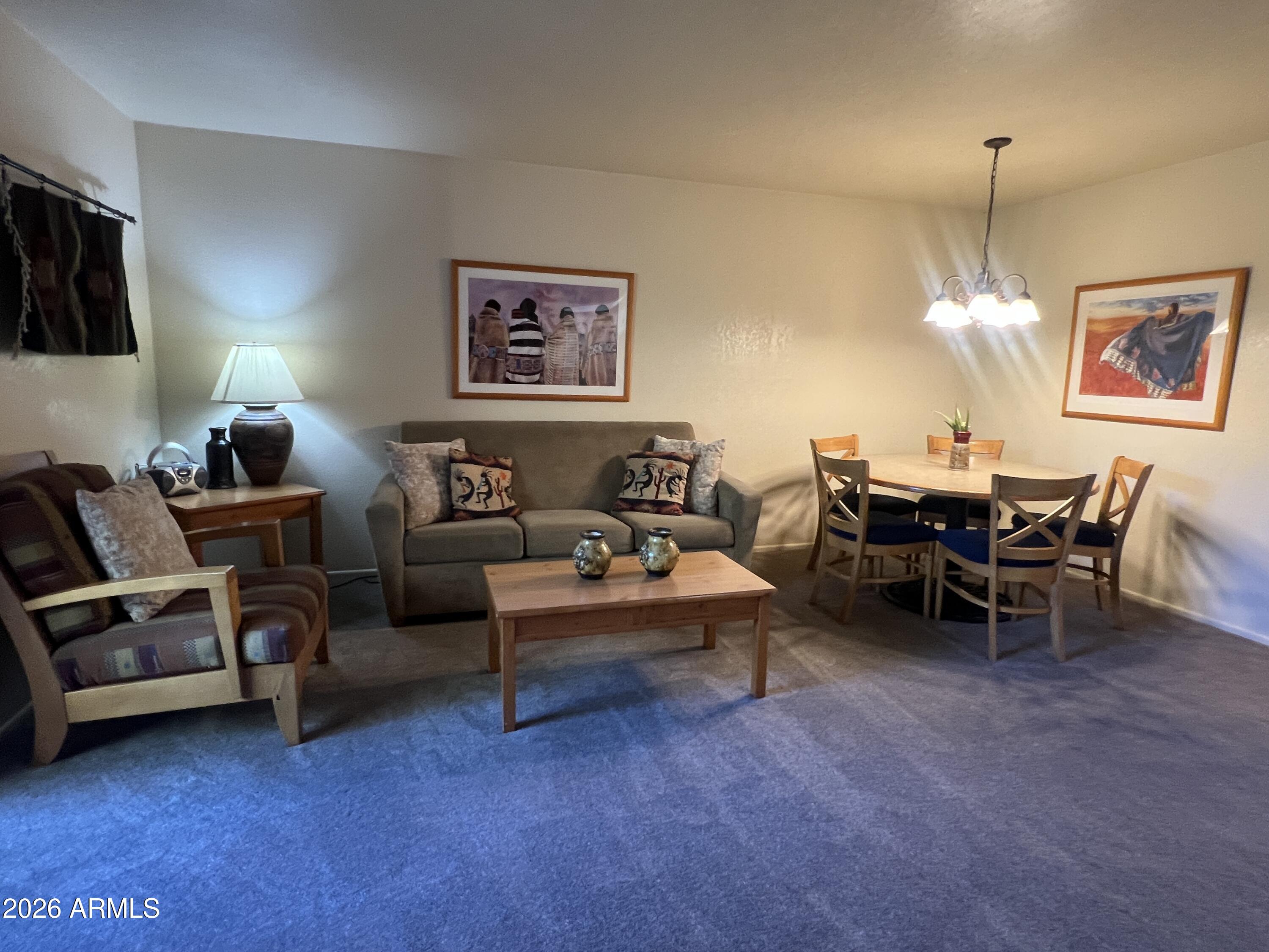 Properties 4 886 W GALVESTON Street 215