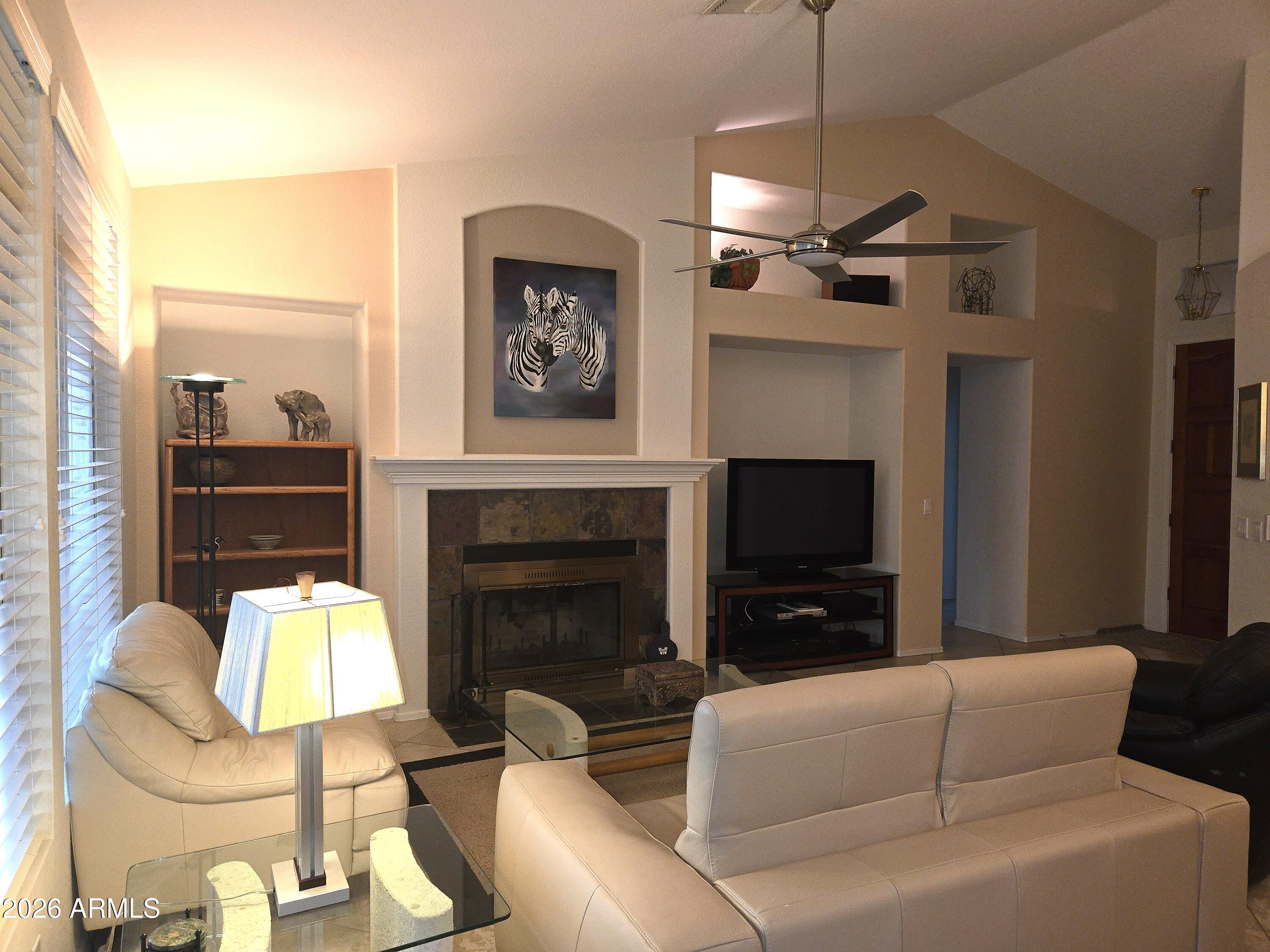 3131 W LAREDO Street