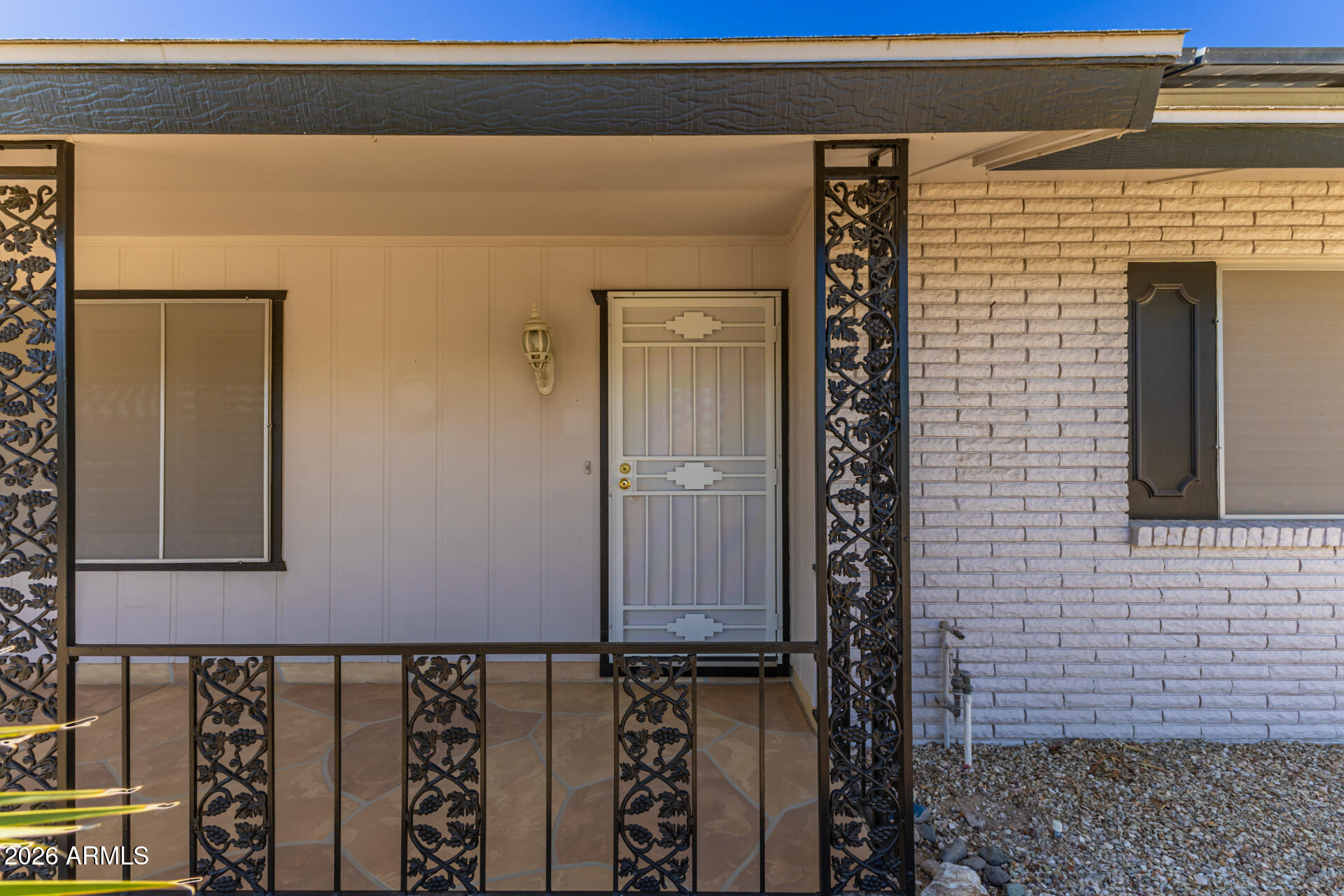 9404 W HIDDEN VALLEY Circle