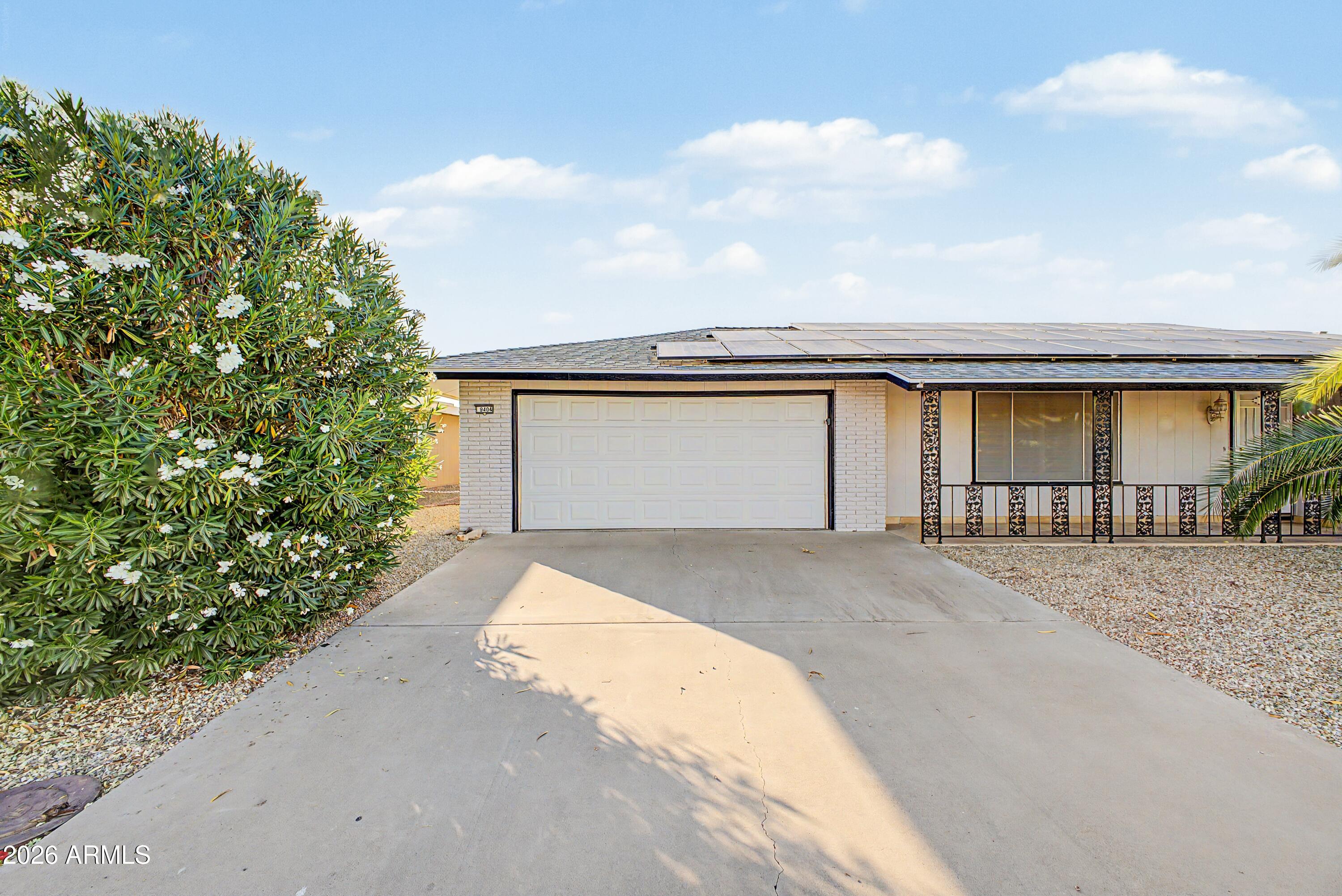 9404 W HIDDEN VALLEY Circle