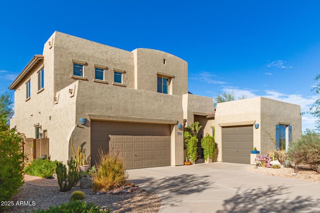 Photo of 26099 N 83rd Drive, Peoria, AZ 85383 (MLS # 6923830)
