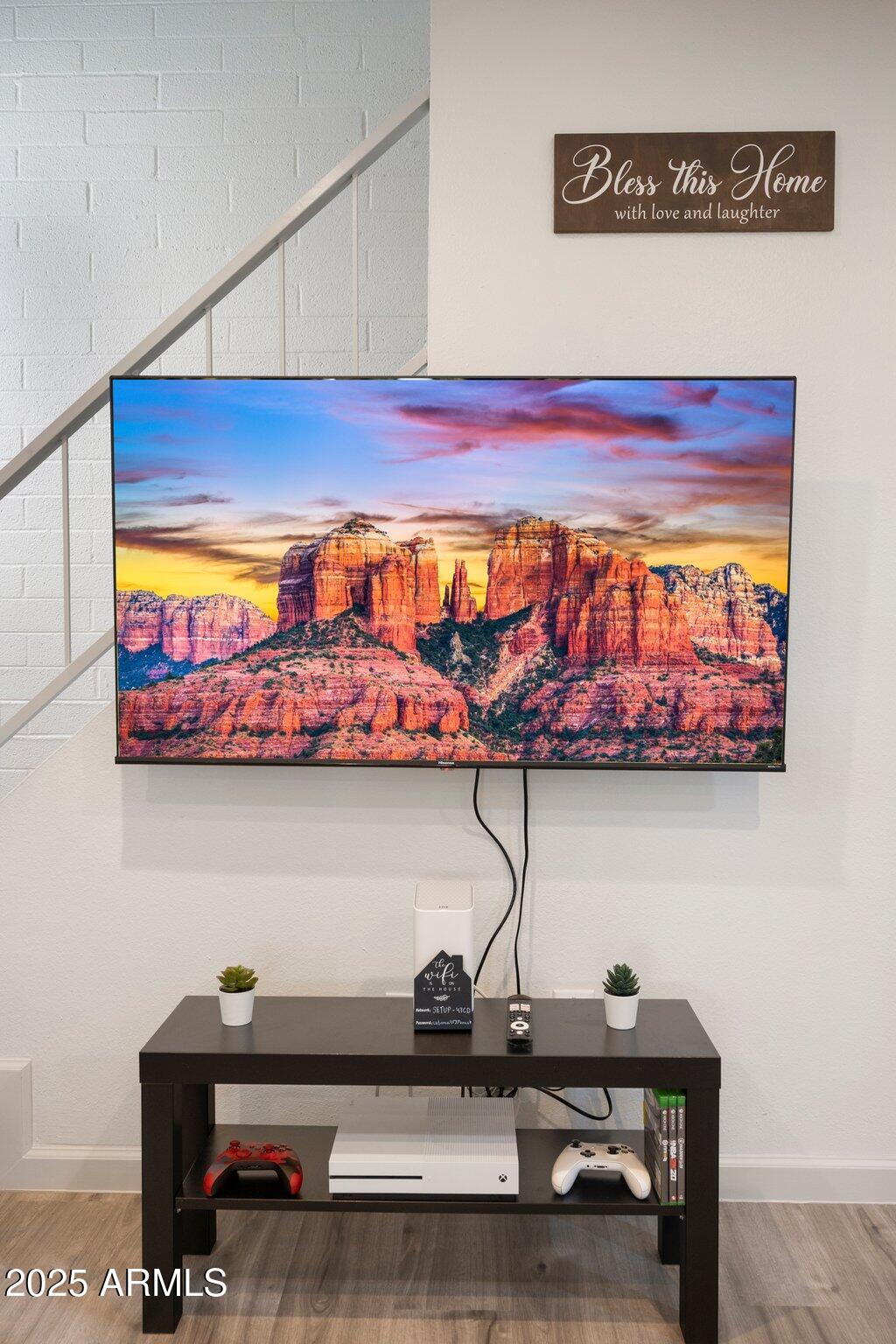 948 S ALMA SCHOOL Road 3