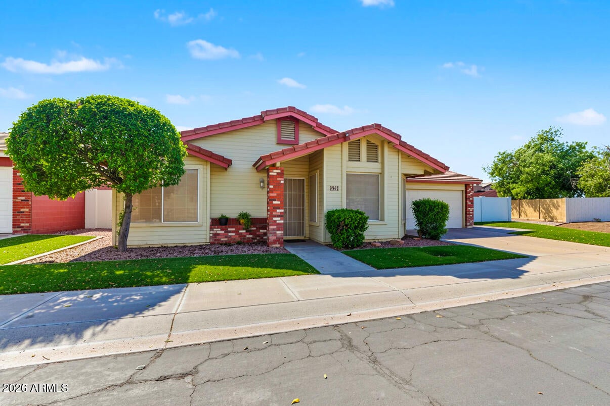 1616 N ALTA MESA Drive 24