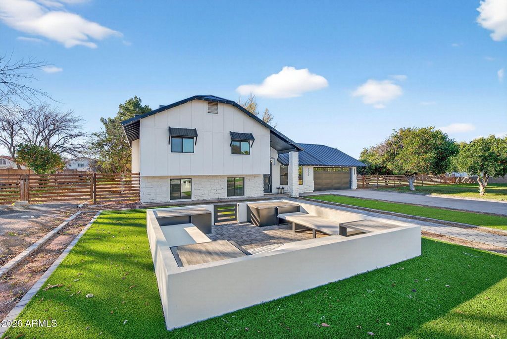 Photo of 2223 E Claxton Street, Gilbert, AZ 85297 (MLS # 6968809)