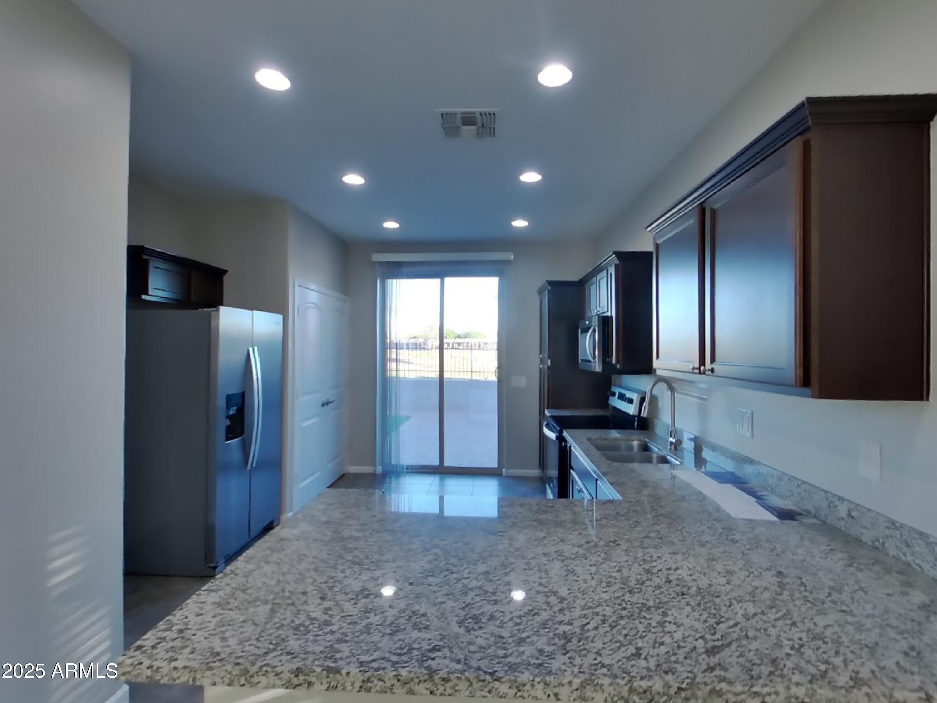 10336 W DEVONSHIRE Avenue