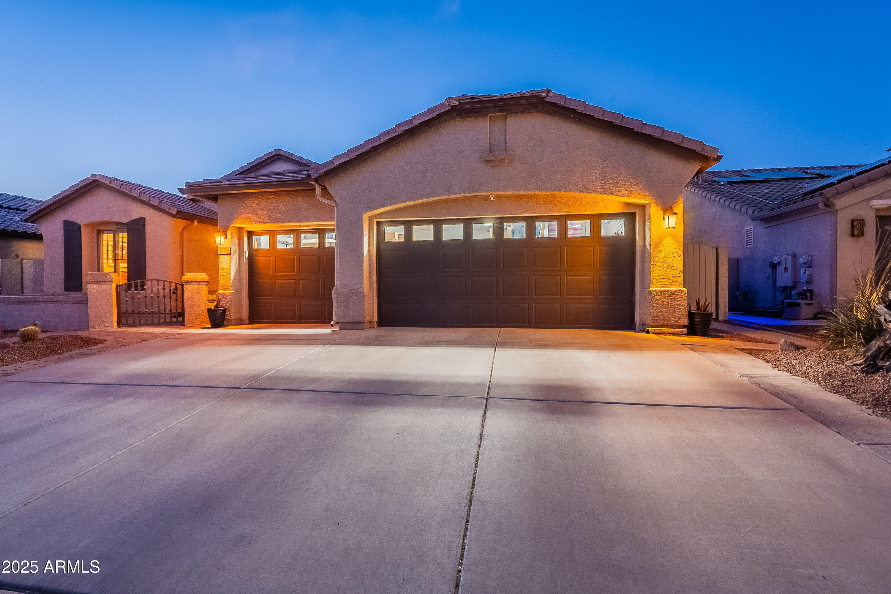 4756 W NOGALES Way