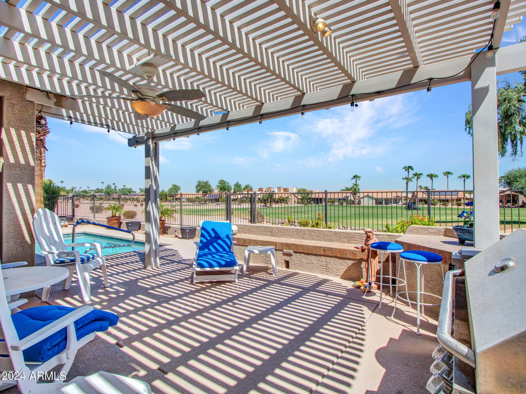 Goodyear, Arizona 85395, United States, 4 Bedrooms Bedrooms, ,3 BathroomsBathrooms,Residential,Pending,43239