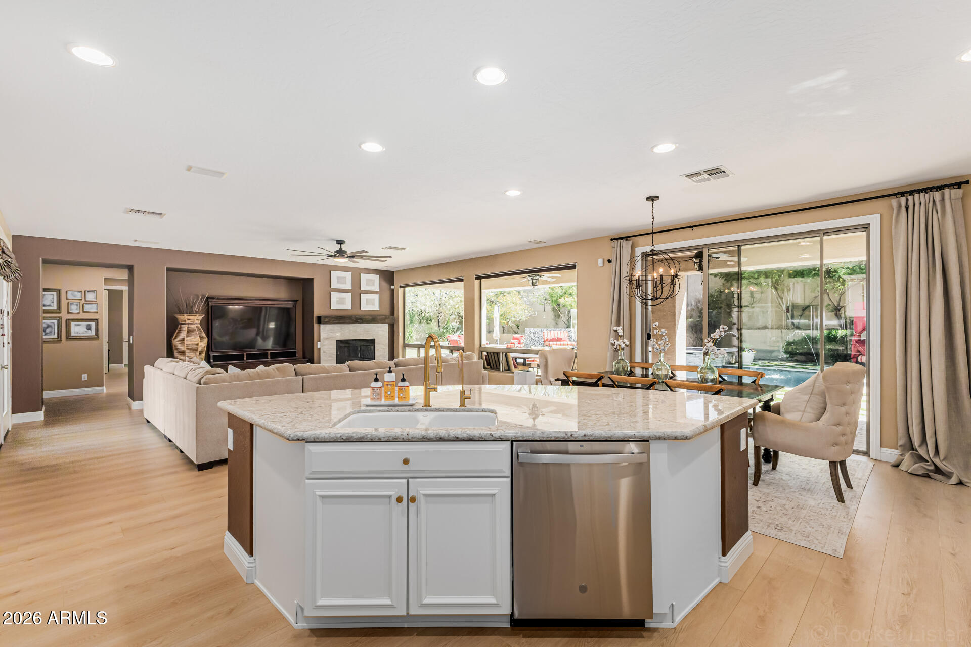 ANTHEM By DEL WEBB - Residential