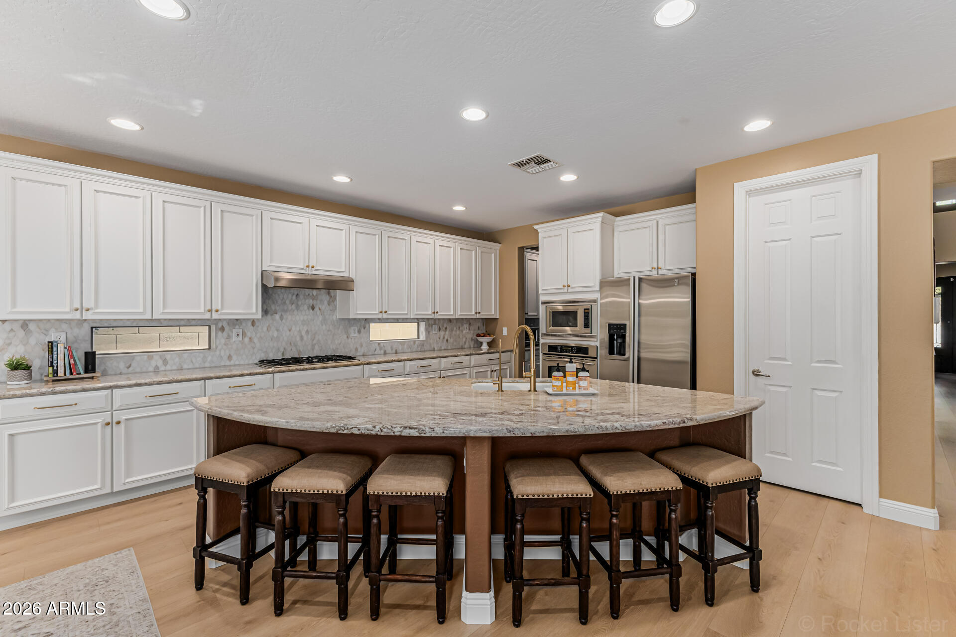 38809 N COURAGE Court