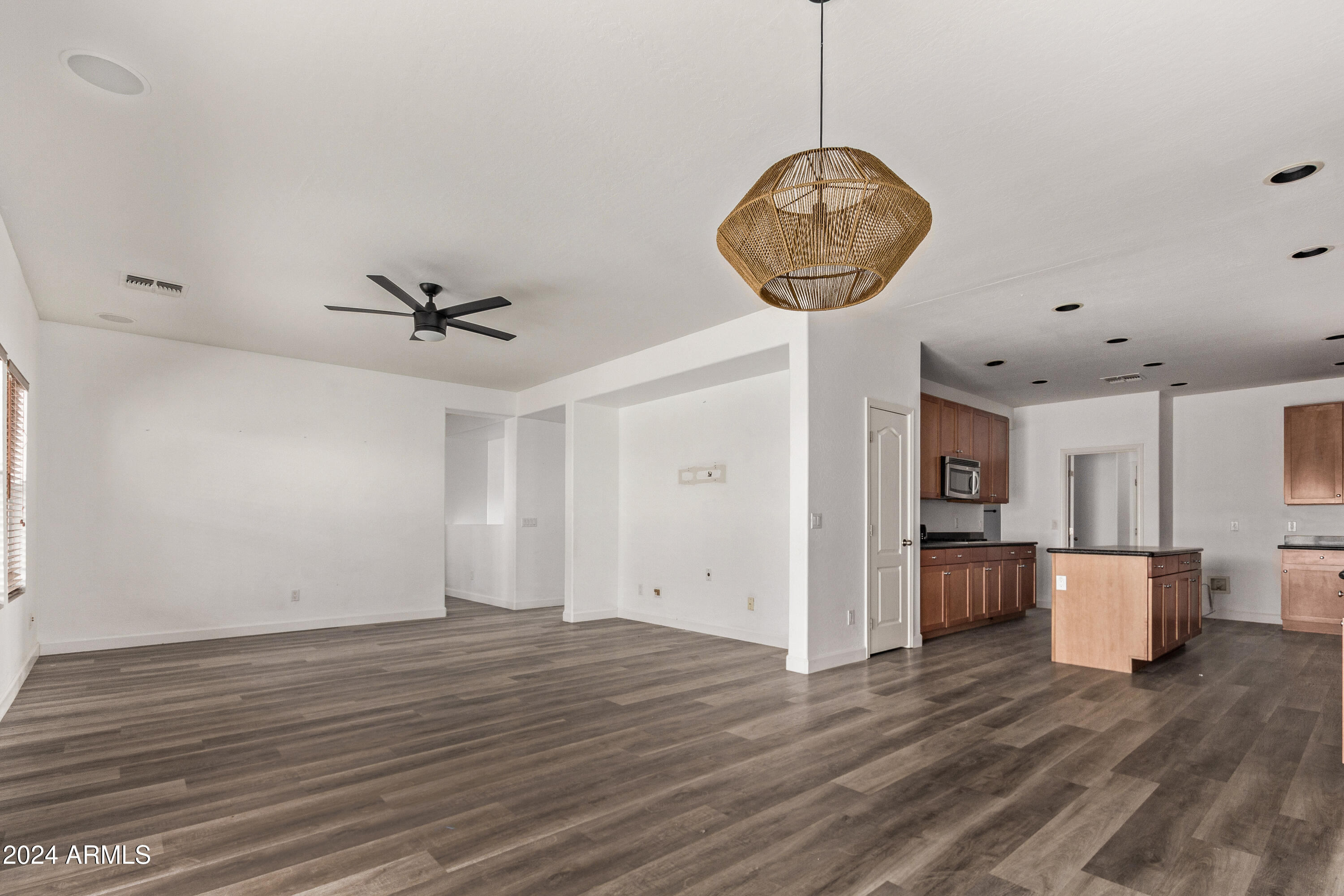 19668 E CARRIAGE Way