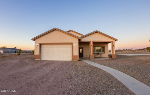 A home in Tonopah