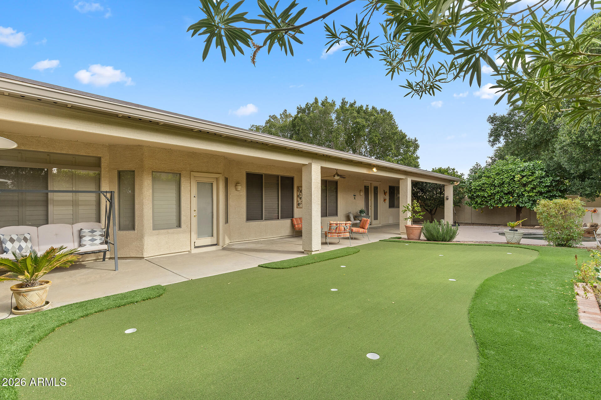 1715 E KENWOOD Street