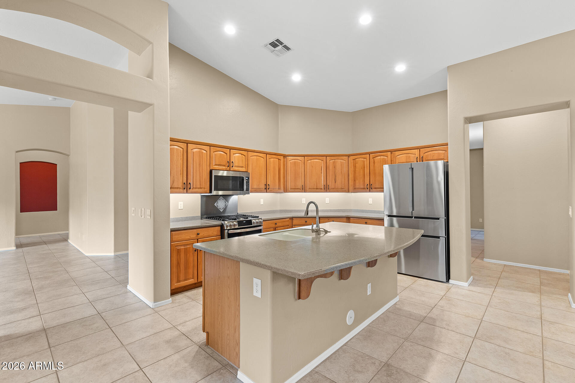 1715 E KENWOOD Street