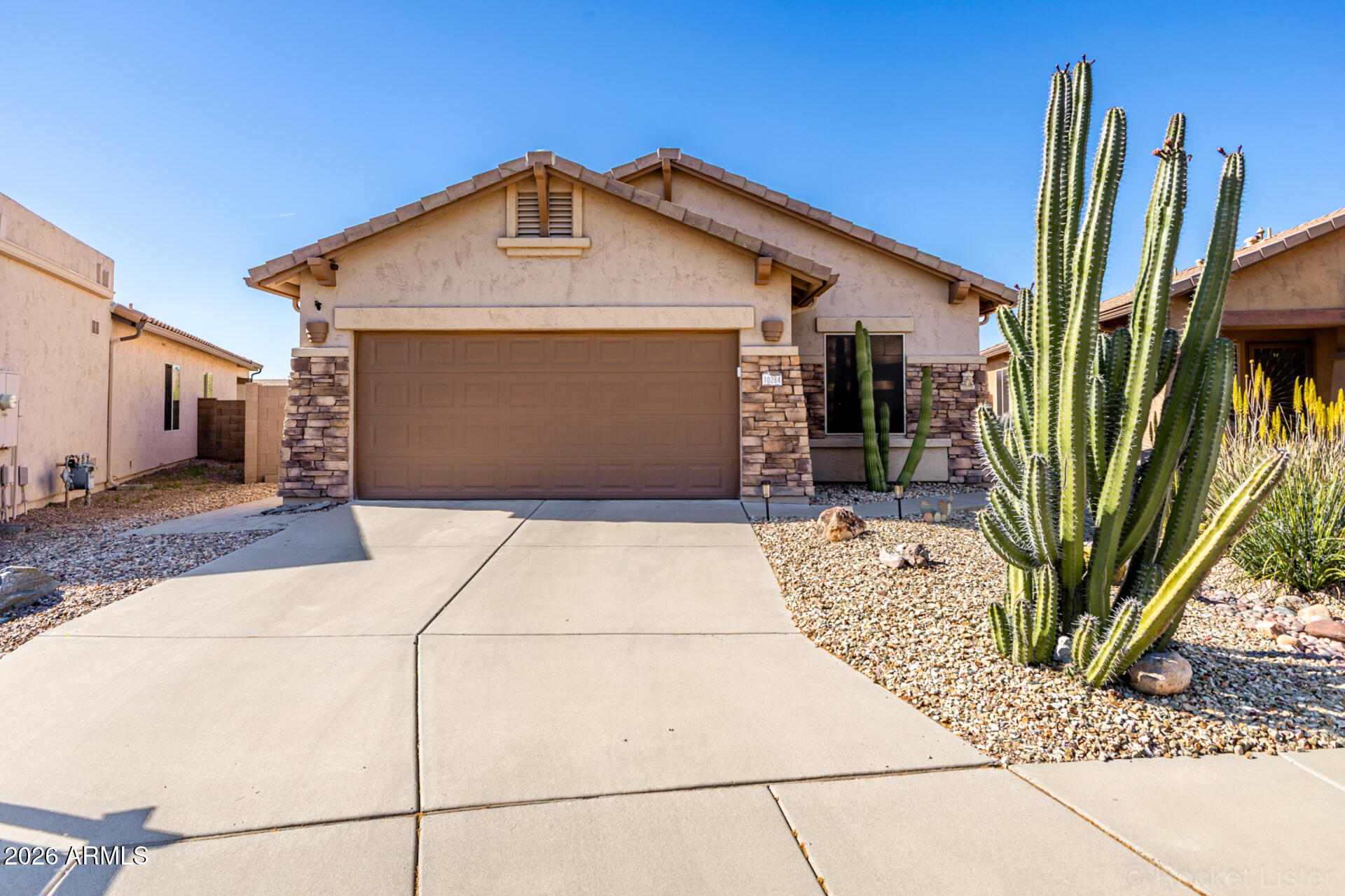 10284 E MEANDERING TRAIL Lane