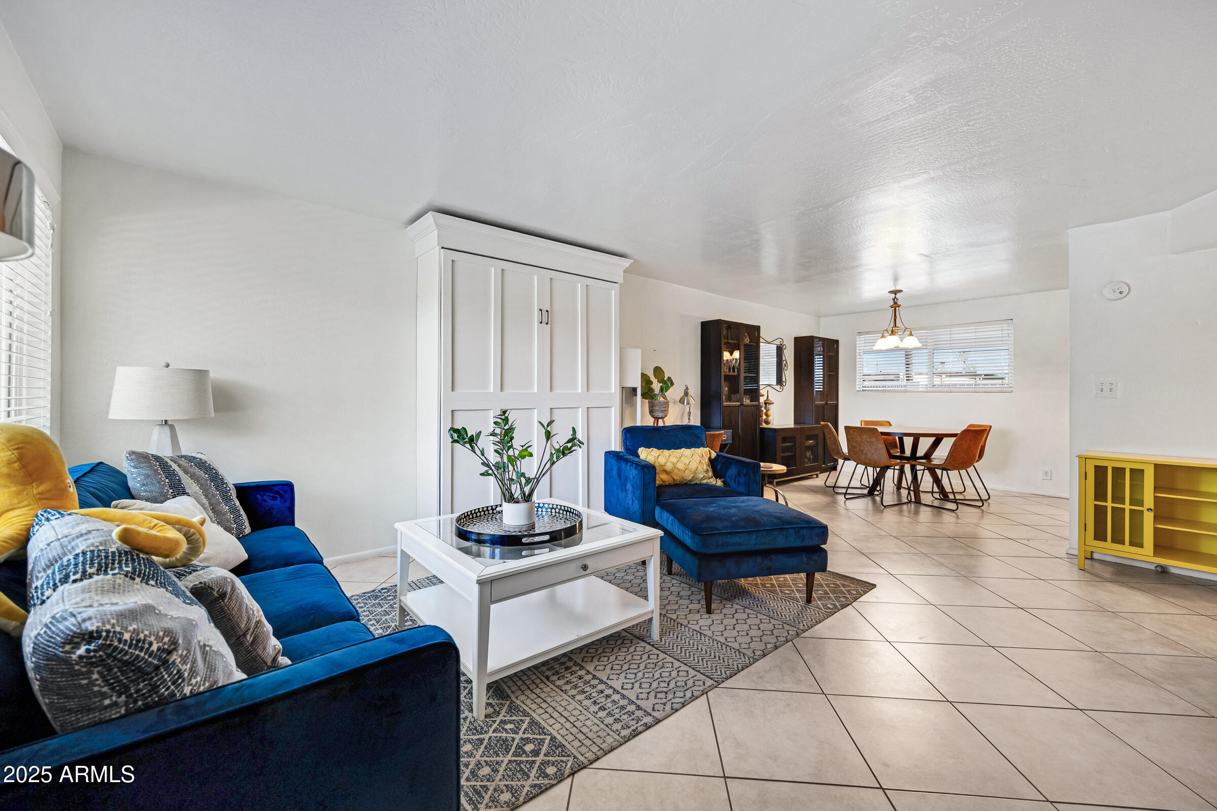 1111 E TURNEY Avenue 7