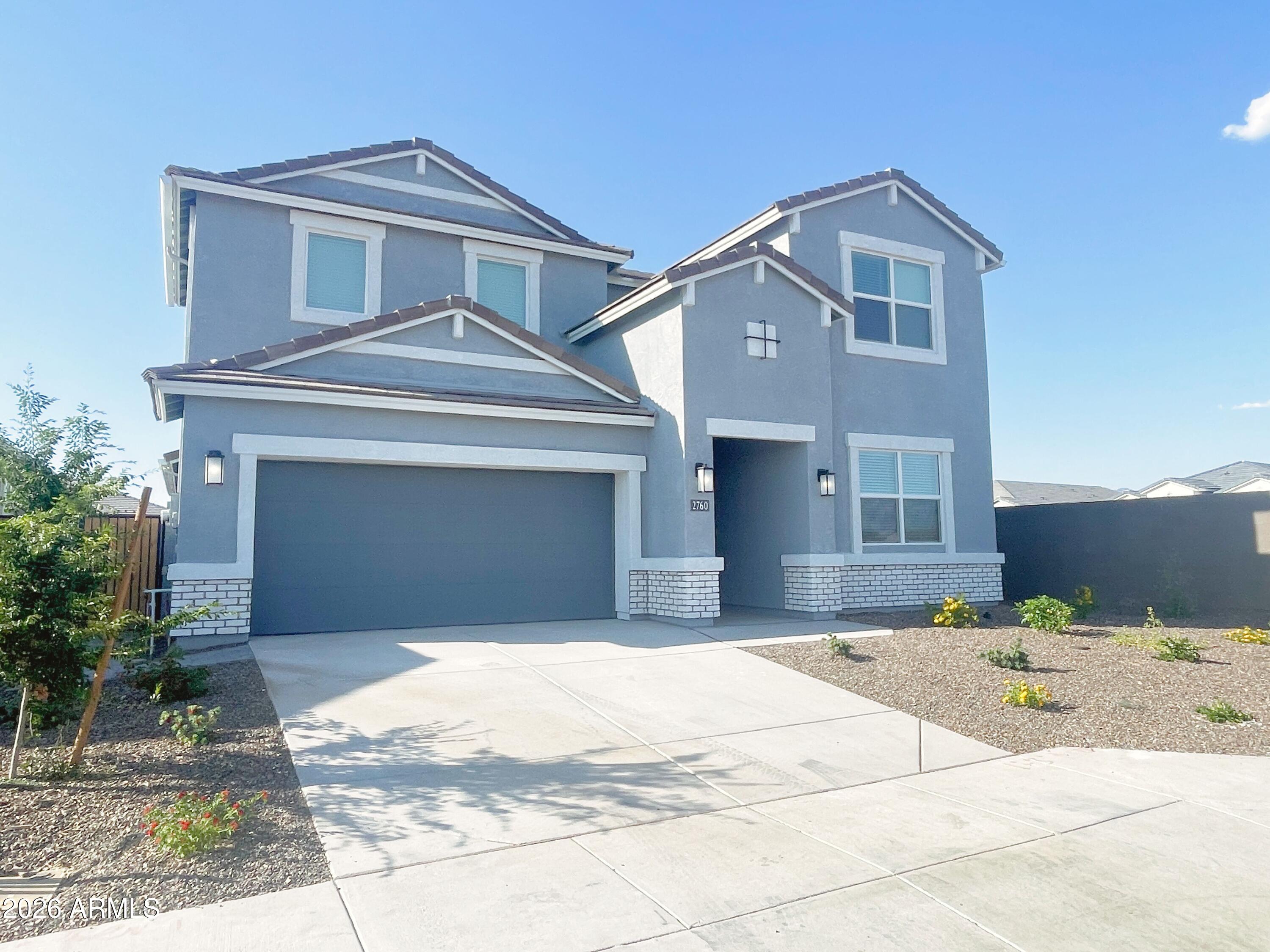 2760 W Stradling Avenue