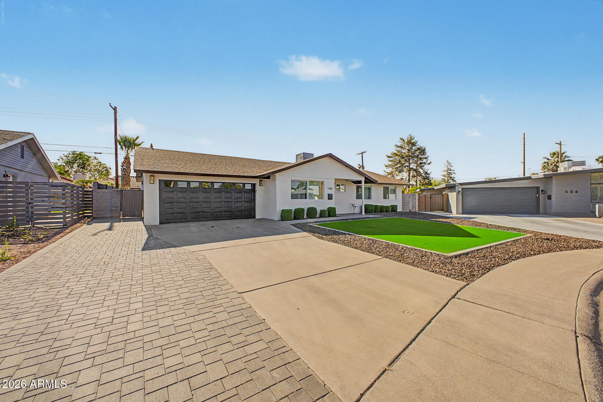 1836 N Mcallister Avenue