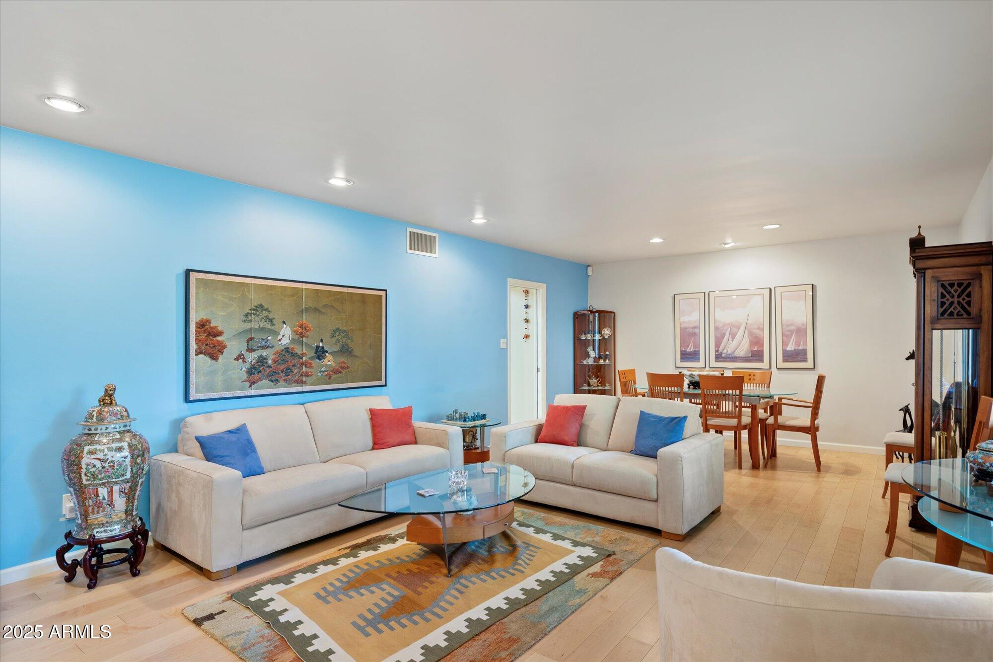 6329 E CALLE ROSA --