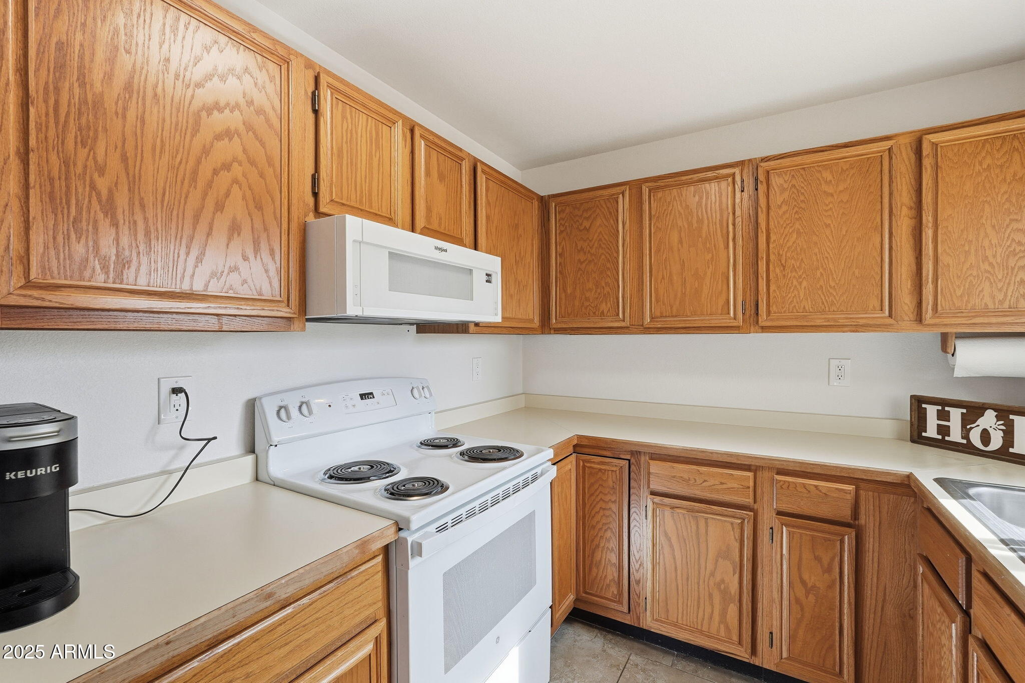 5518 E LINDSTROM Lane 3012