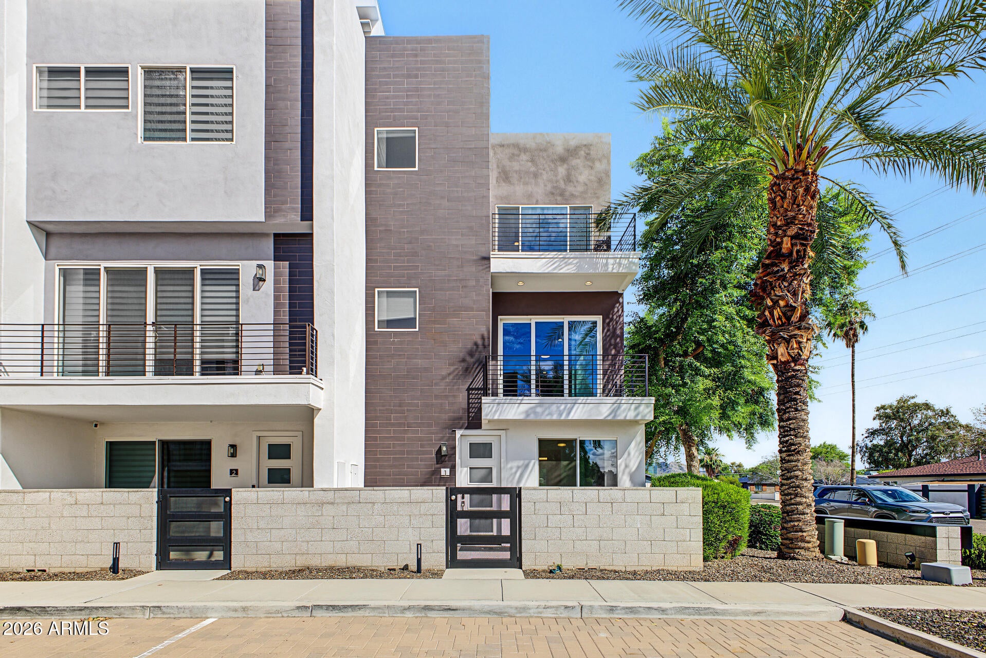 4444 N 25TH Street 1
