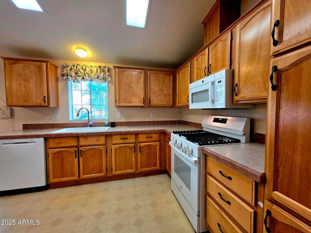 Photo of 835 W Overland Road, Payson, AZ 85541 (MLS # 6935293)