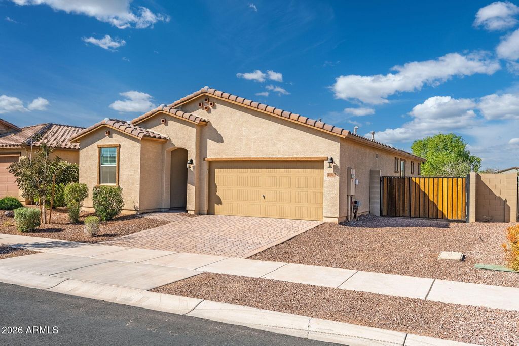 Photo of 40142 W Crane Drive, Maricopa, AZ 85138 (MLS # 6996467)