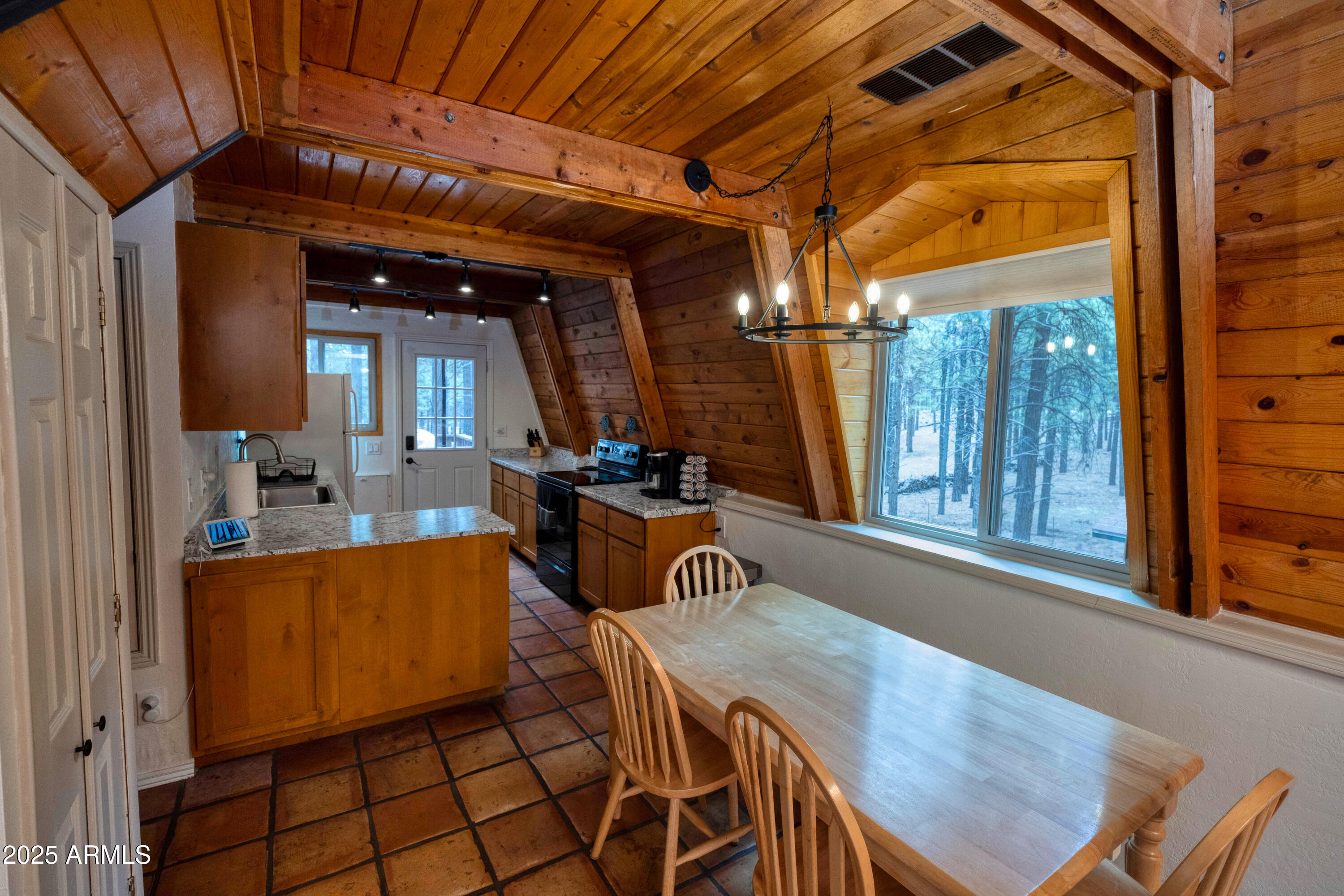 SHERWOOD FOREST ESTATES - Residential