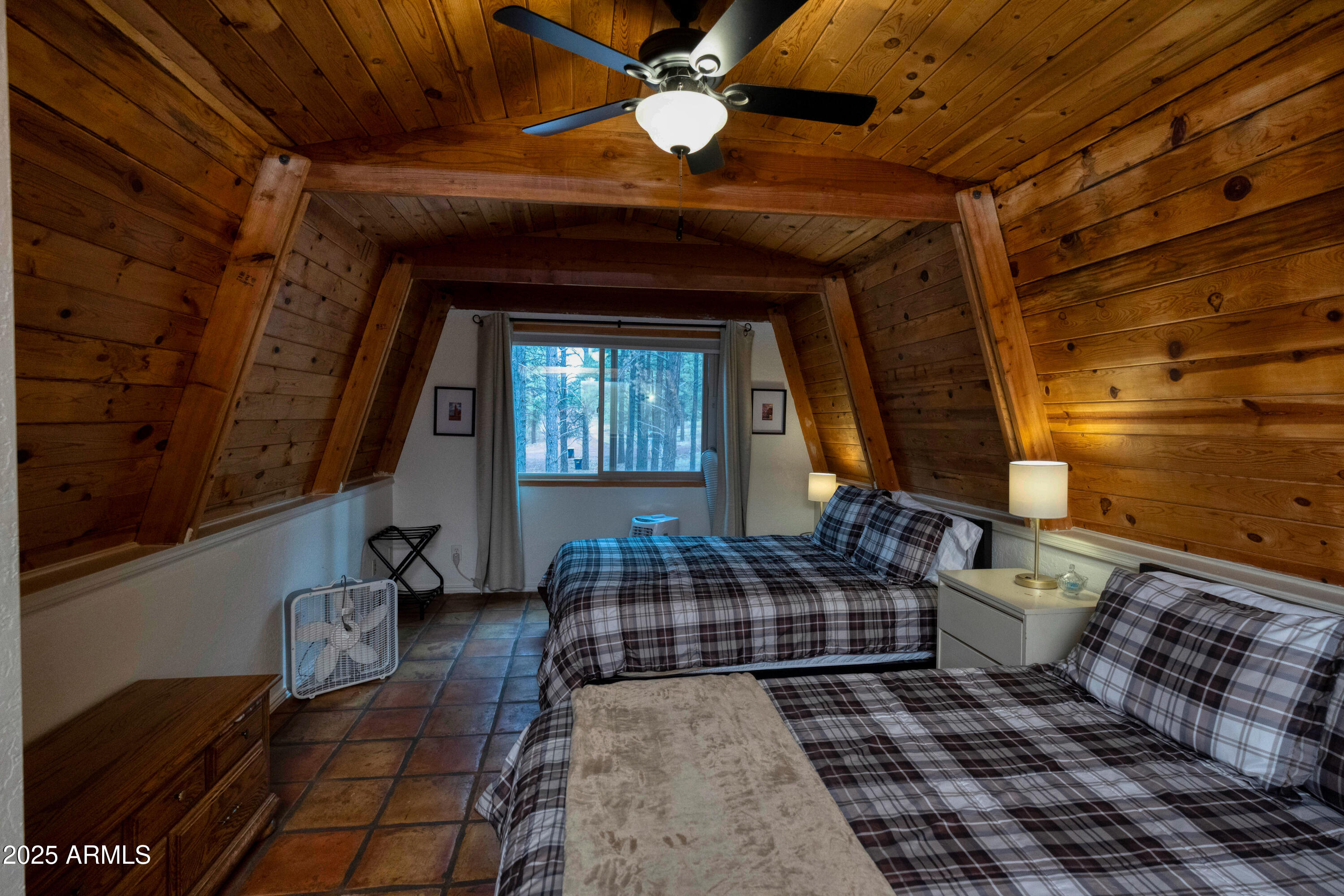 SHERWOOD FOREST ESTATES - Residential